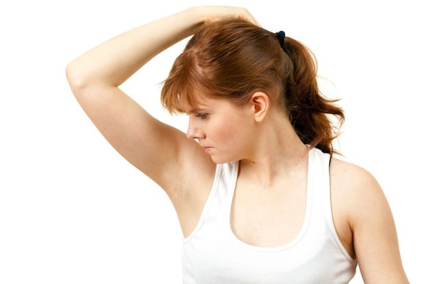 smelly-armpits-e1443448855412.jpg